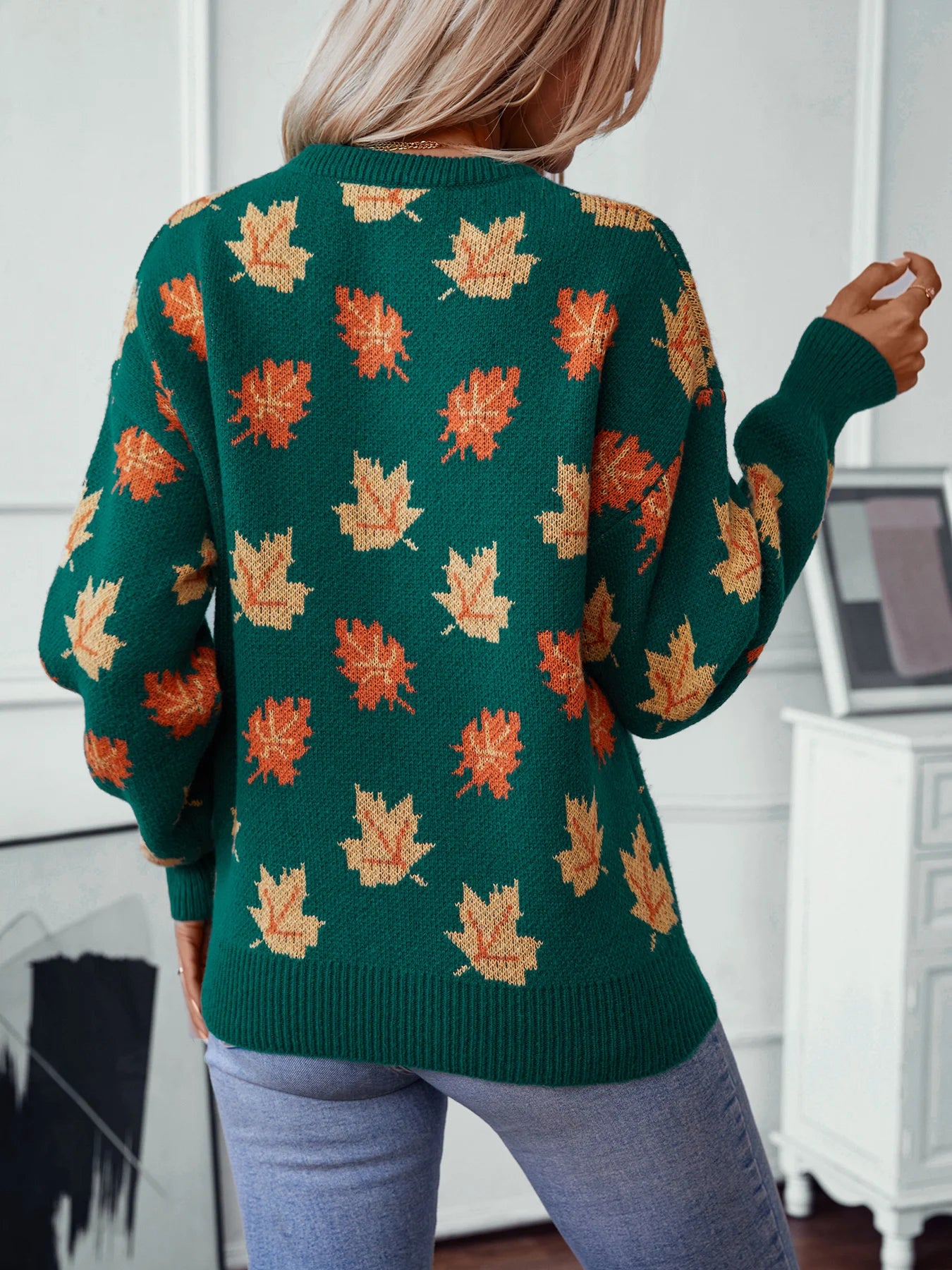 Maple Leaf - Sweater